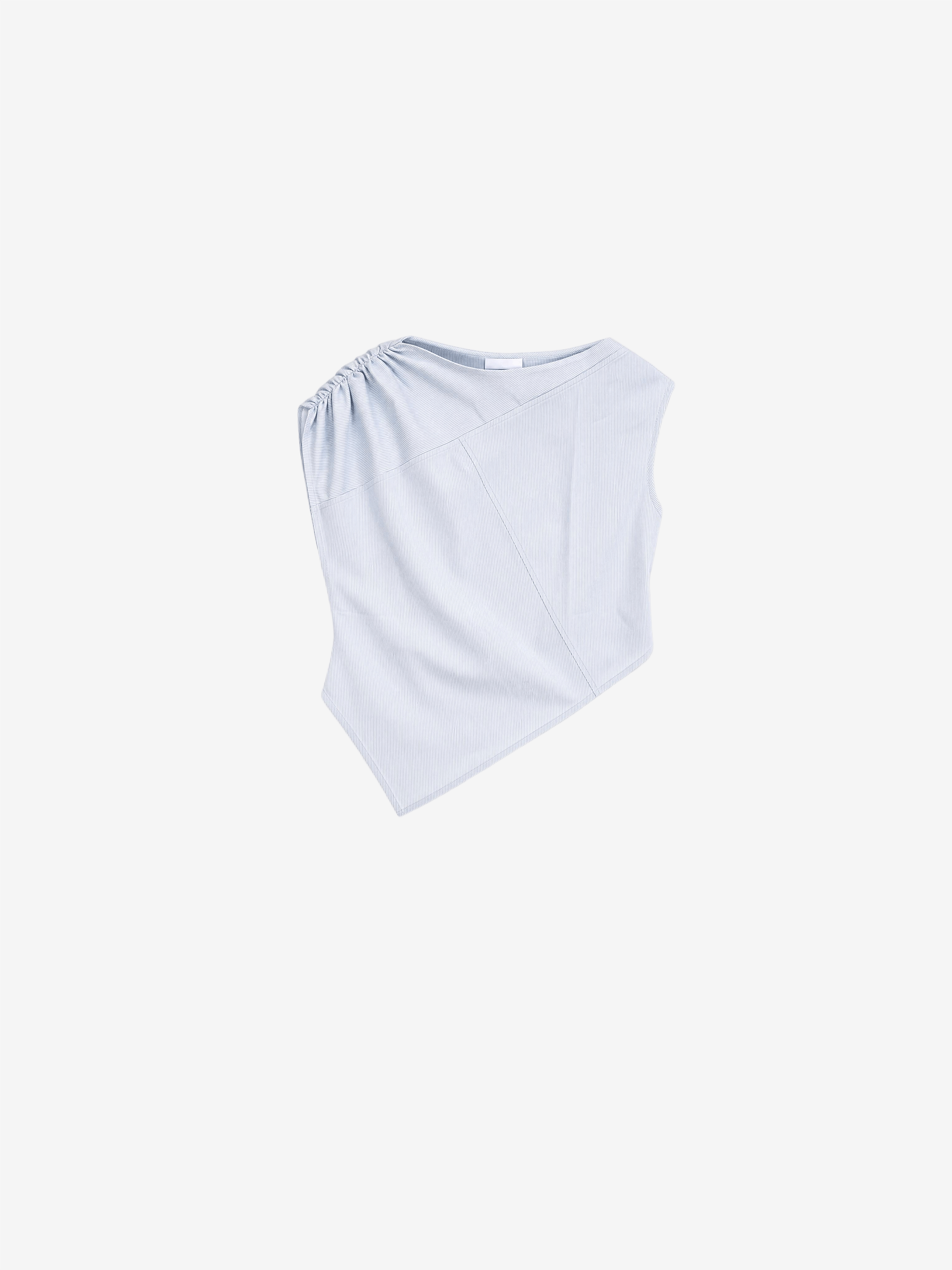 Grey top, front view