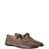 Brown flat, side view