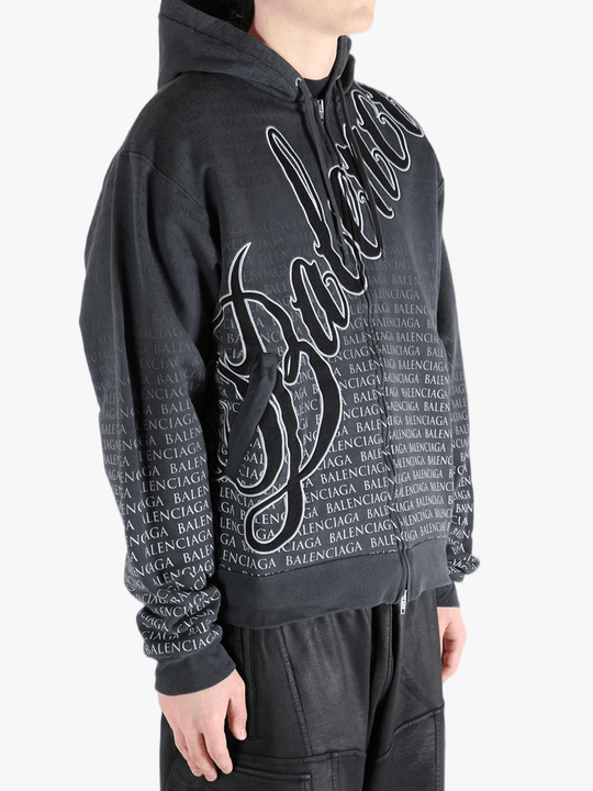 Black sweats-hoodies worn by a person, showing the cotton fit