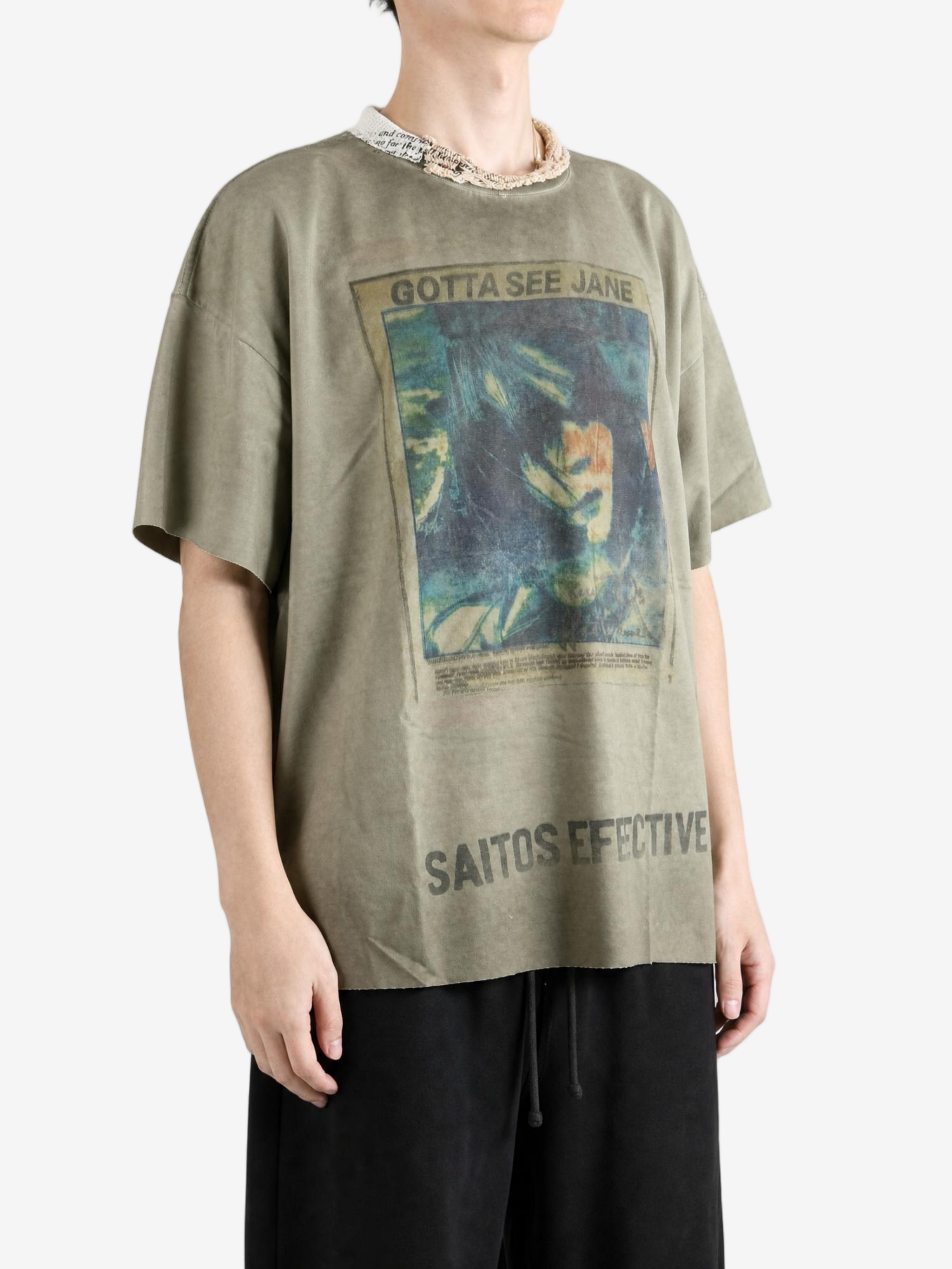 Green t-shirt, full body view