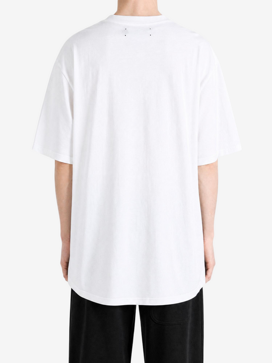 White t-shirt, full body view