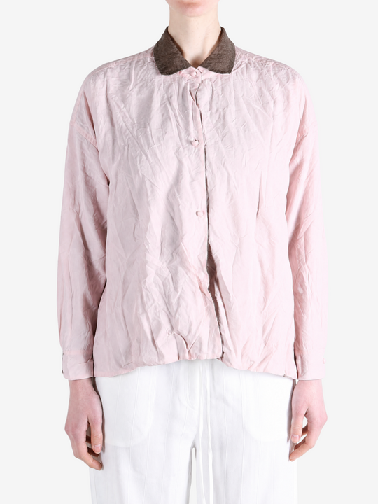 Pink shirt, full body view
