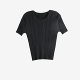 Black shirt, front view