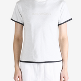 White t-shirt, full body view