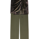 Green pants,front view