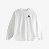 White shirt, front view