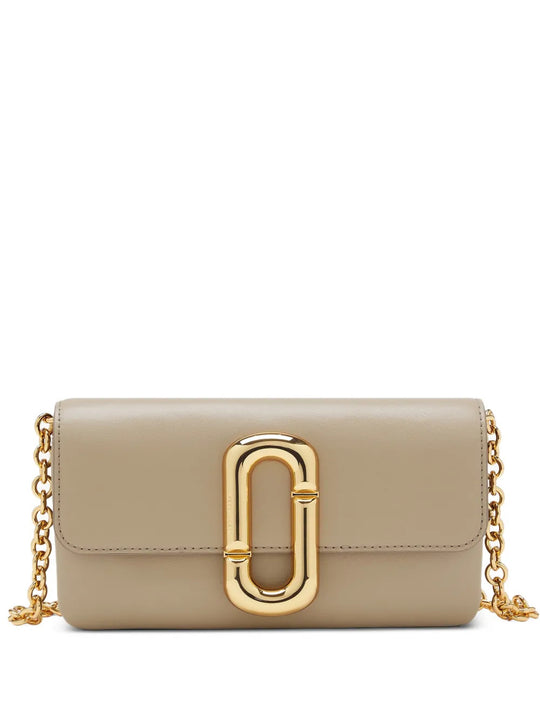 Tan accessories, front view