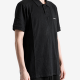 Black shirt, front view