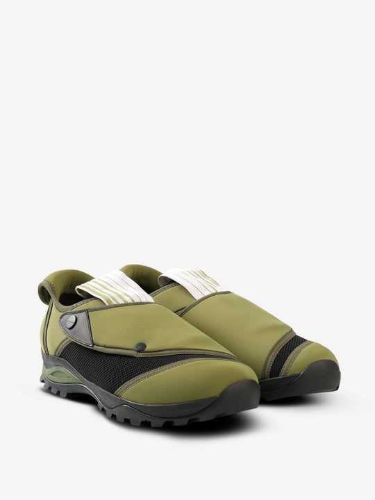 Green shoes, side view