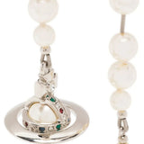 White accessories, front view