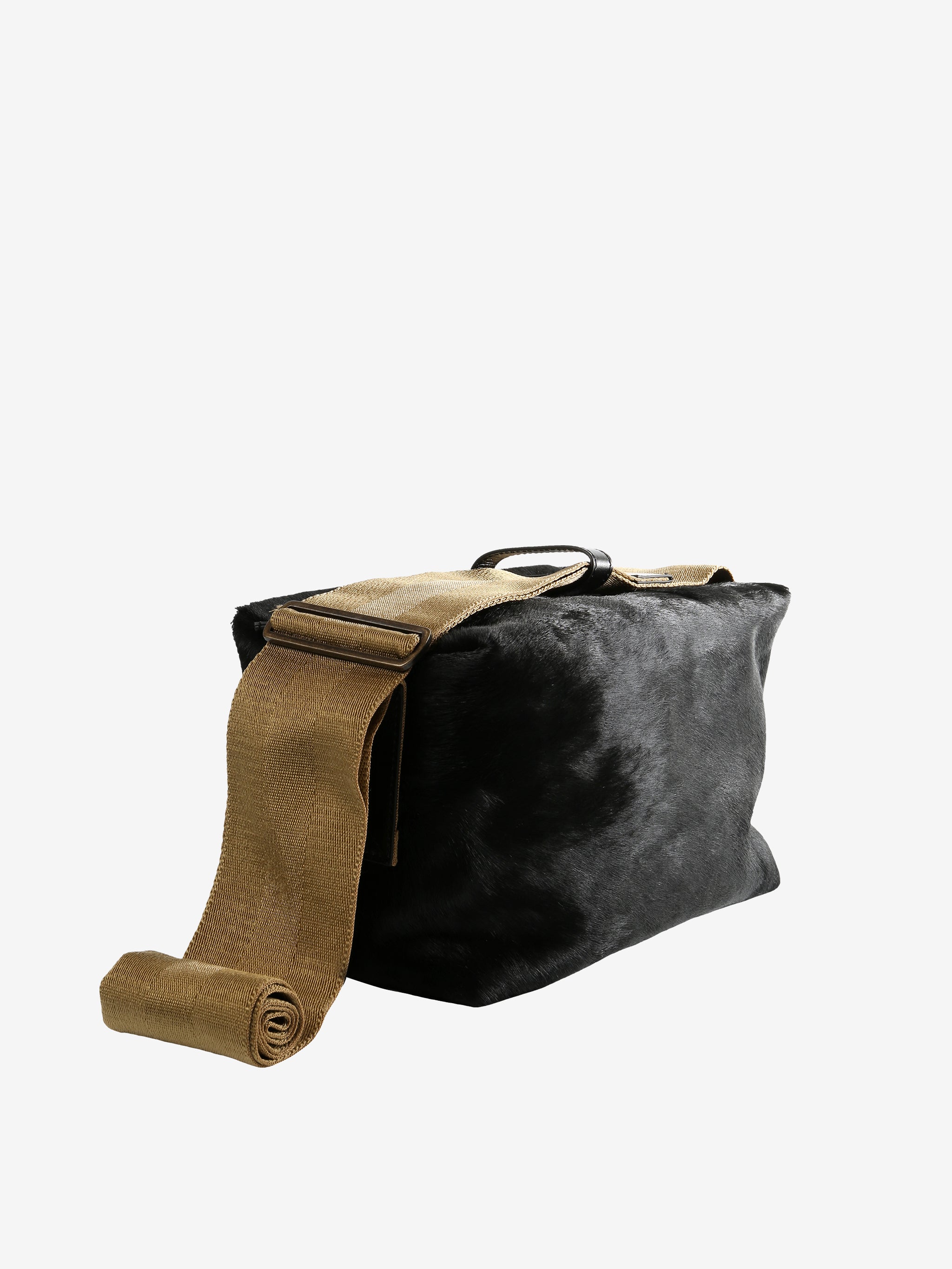 Black bag,side view