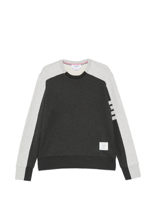 Grey knitwear, front view