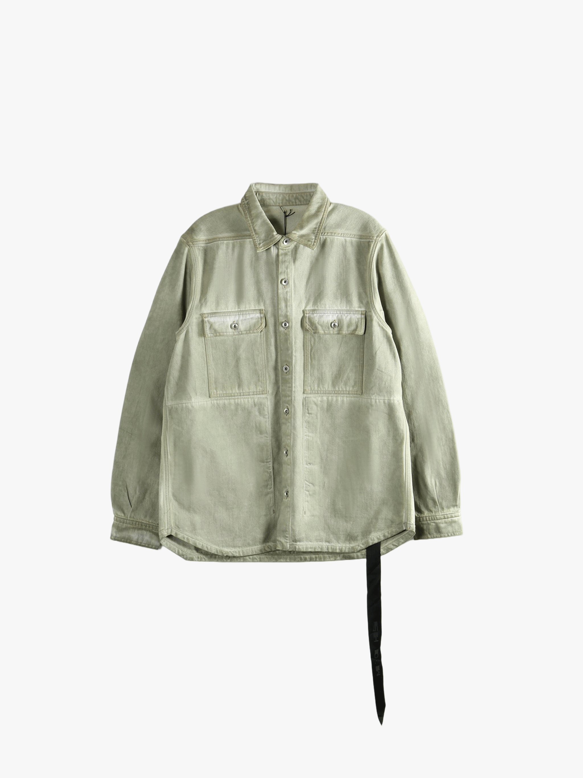 Green shirt, front view