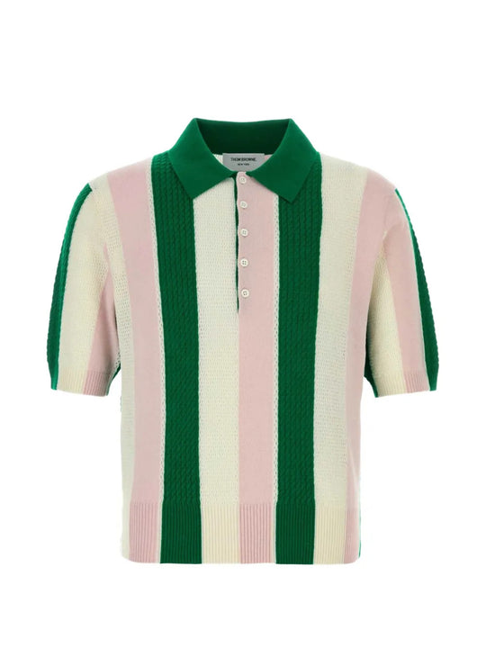Green shirt, front view