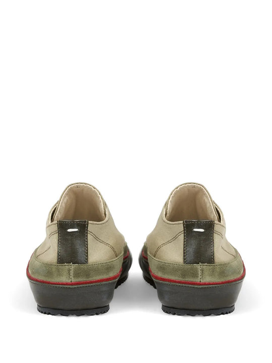 Green shoes, back view