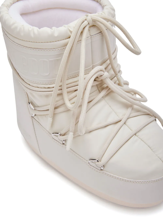 Tan boots, front view