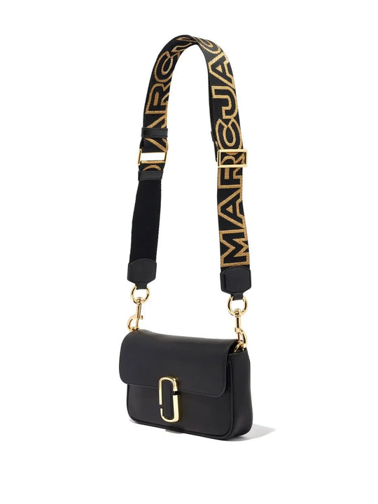 Black accessories, front view