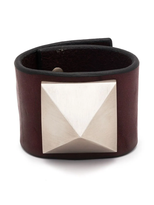 Red bracelet, front view