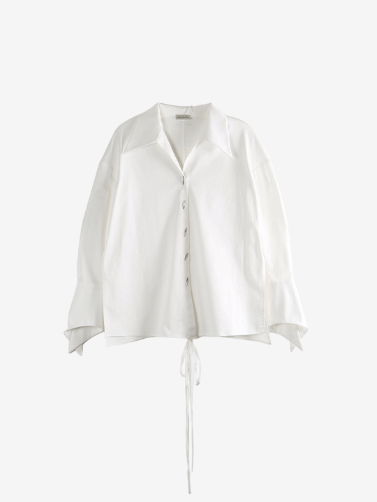 White shirt, front view