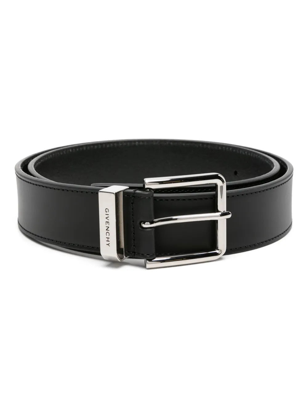Black accessories, front view