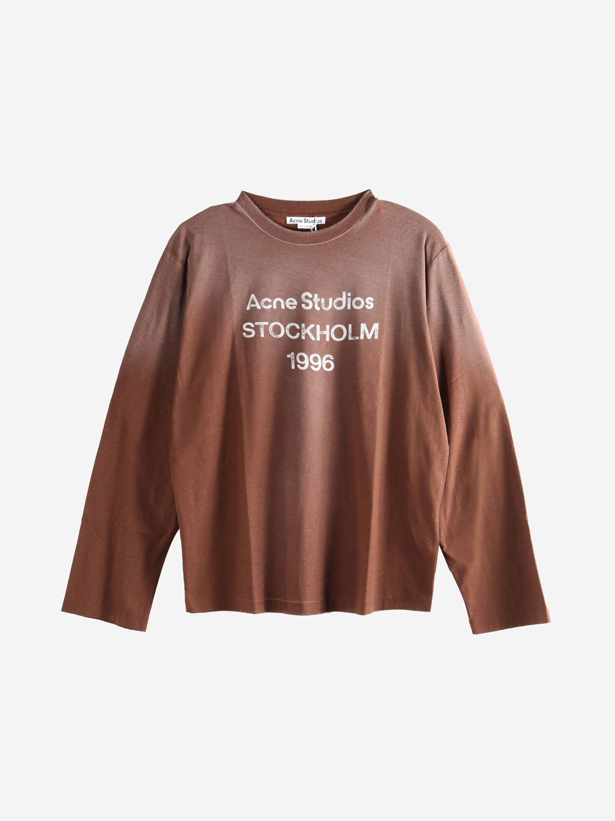 Brown shirt, front view