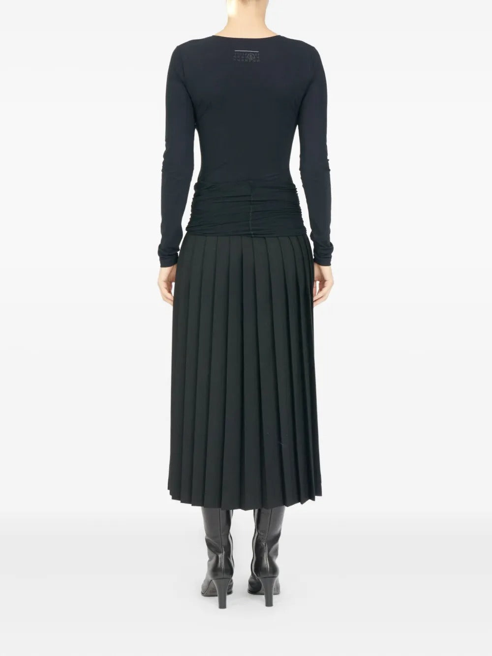 Black skirt, full body view