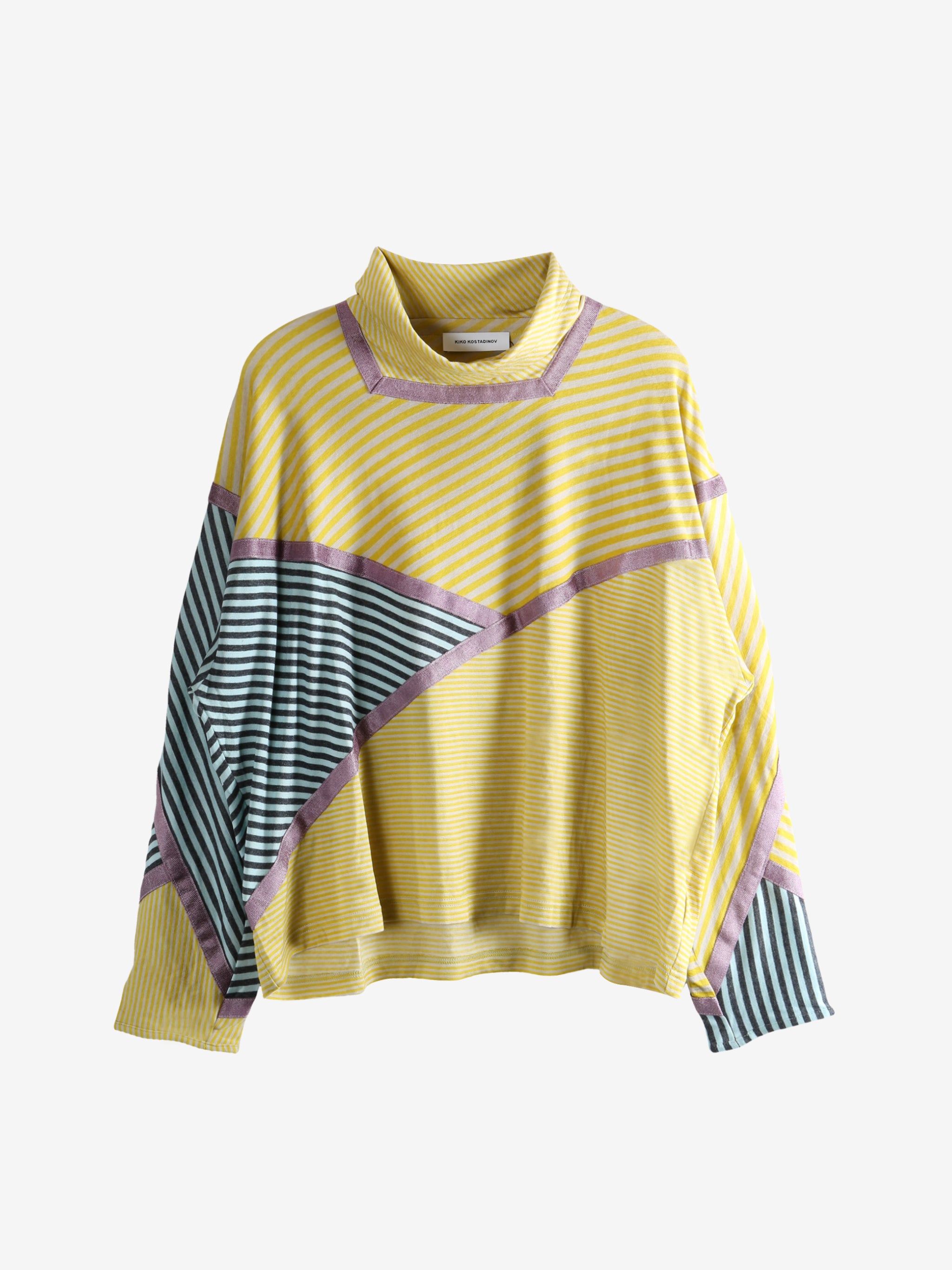 Yellow top, front view