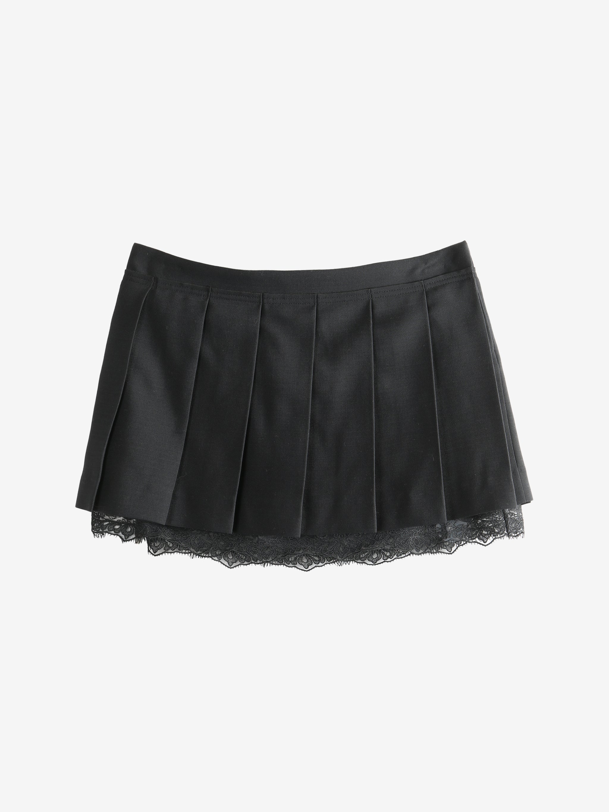 Black skirt, front view