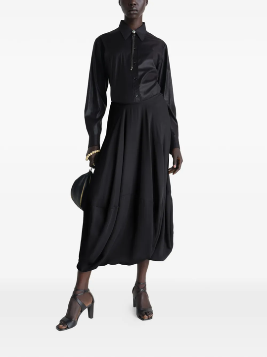 Black skirt, full body view