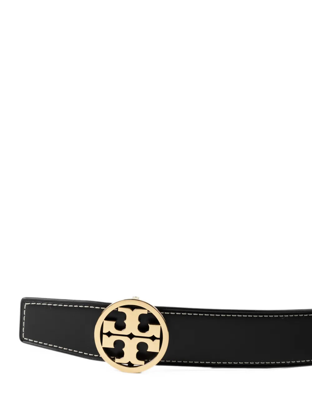 Black accessories, front view