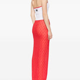 White top, full body iew