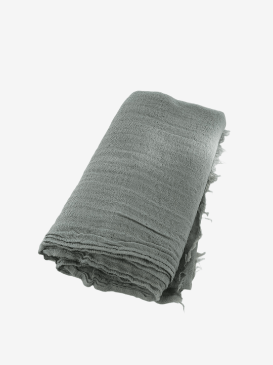 Grey scarf, front view