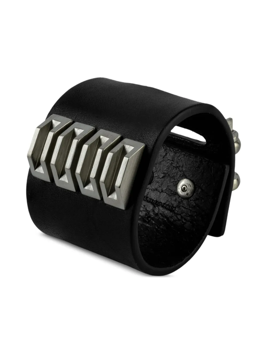 Black bracelet,side view