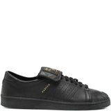 Black shoes, front view