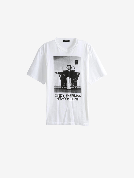 White t-shirt, front view