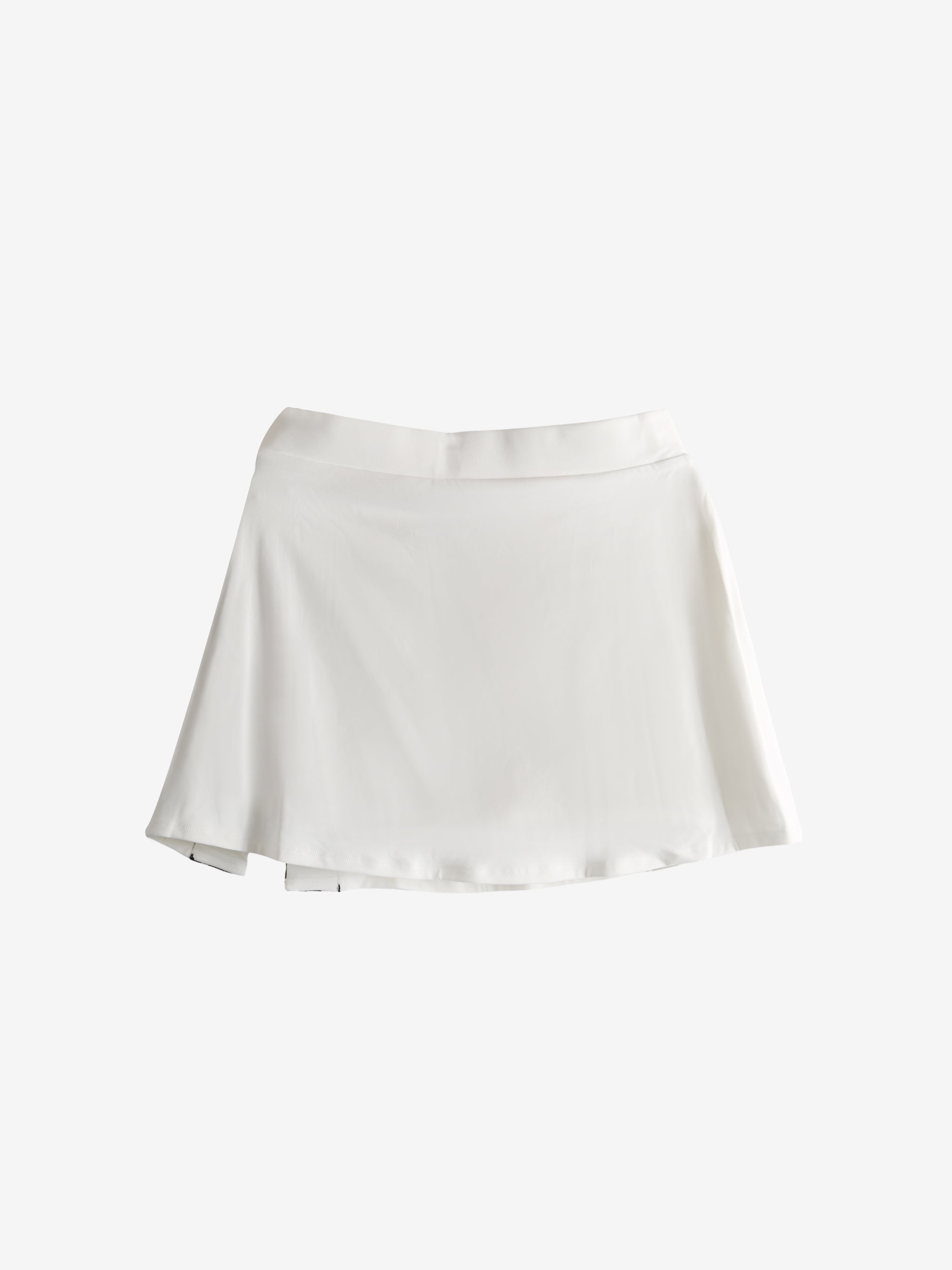 White skirt, back view