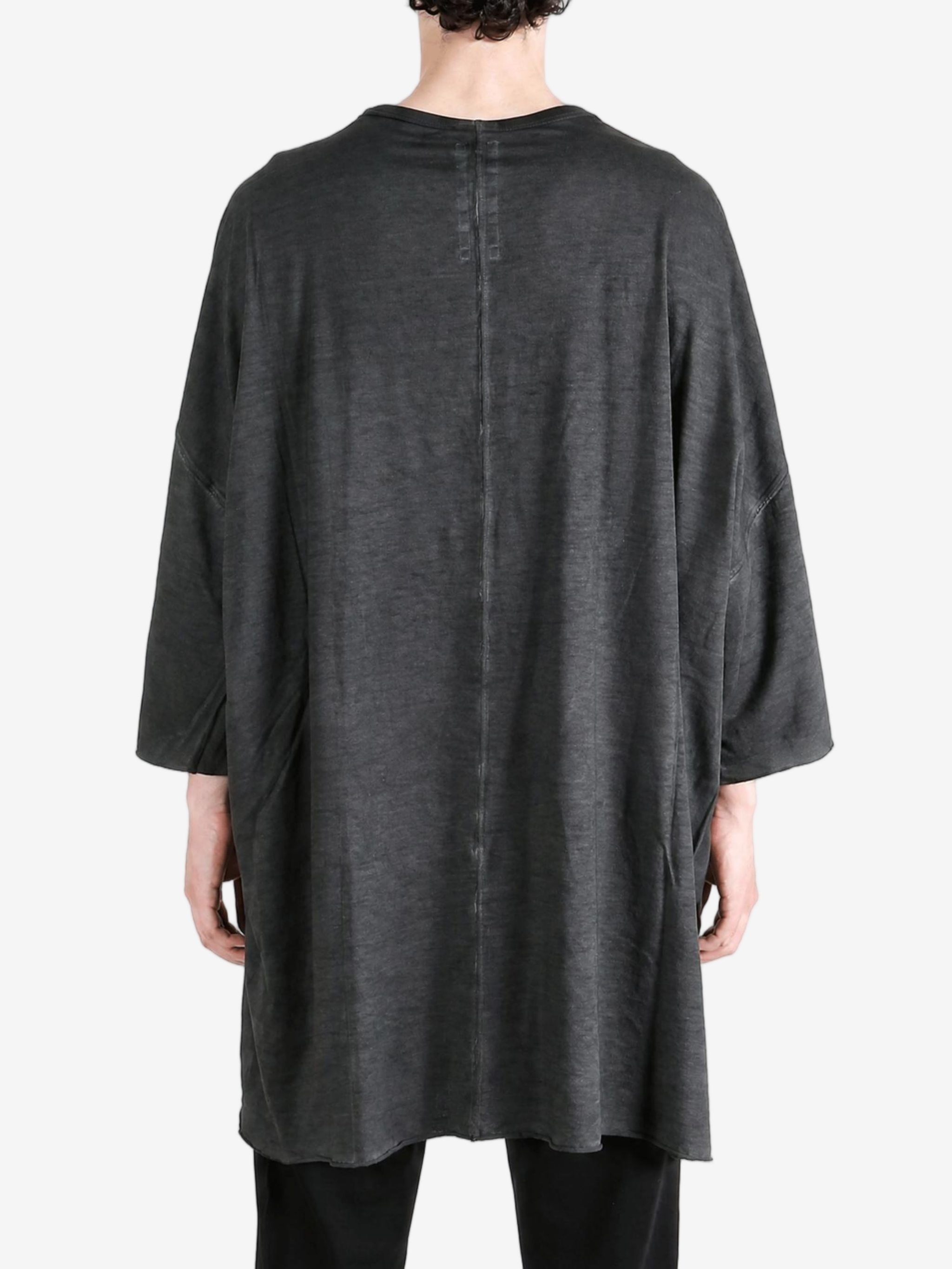 Black t-shirt, full body view