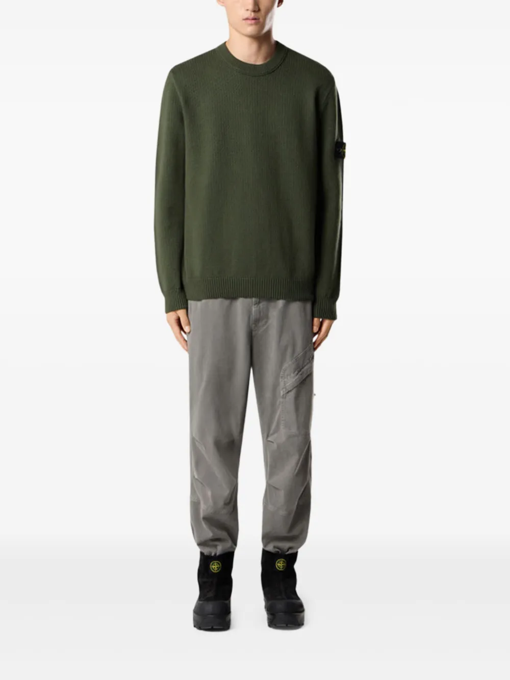 Green sweat,full body view