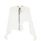 White top, front view