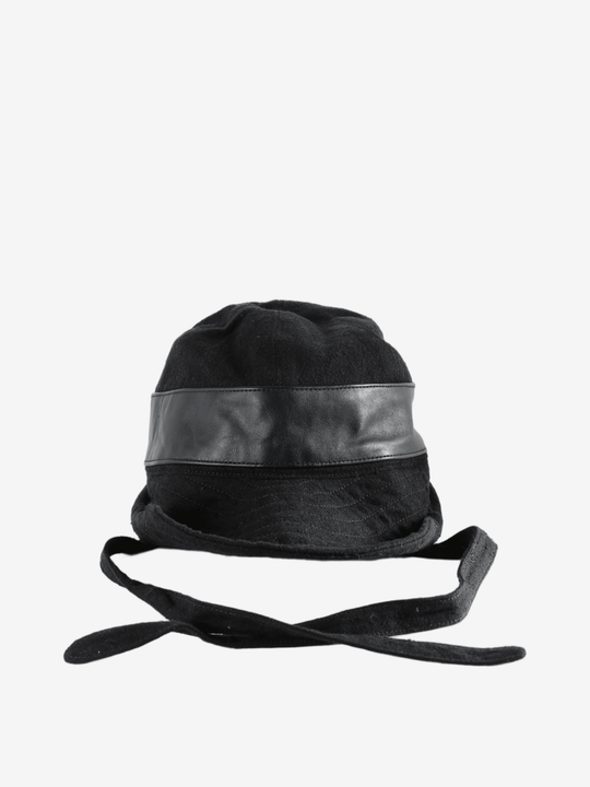 Black hat, front view