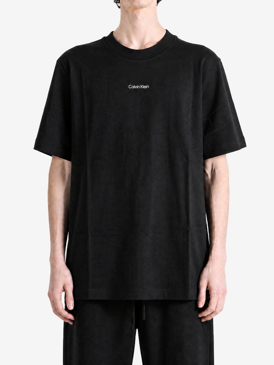 Black t-shirt, front view