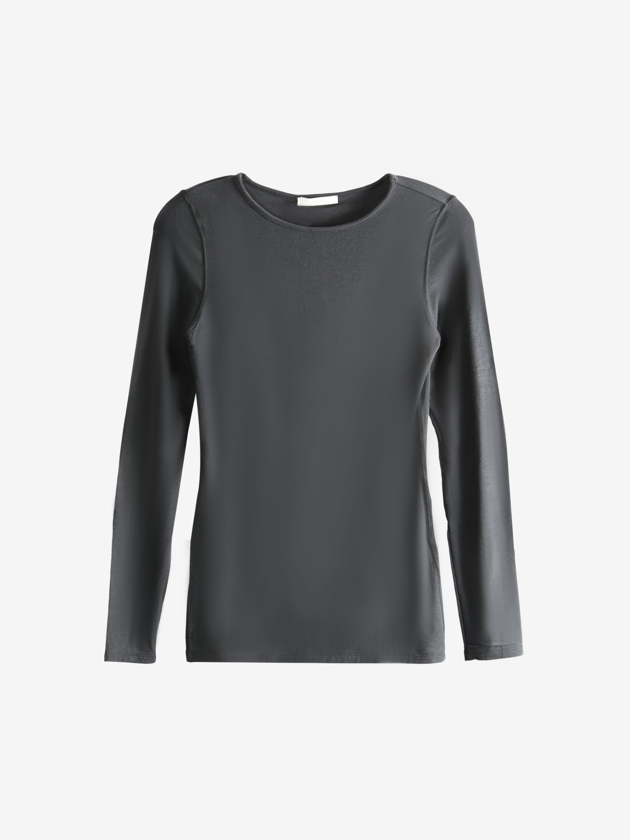 Grey shirt, front view