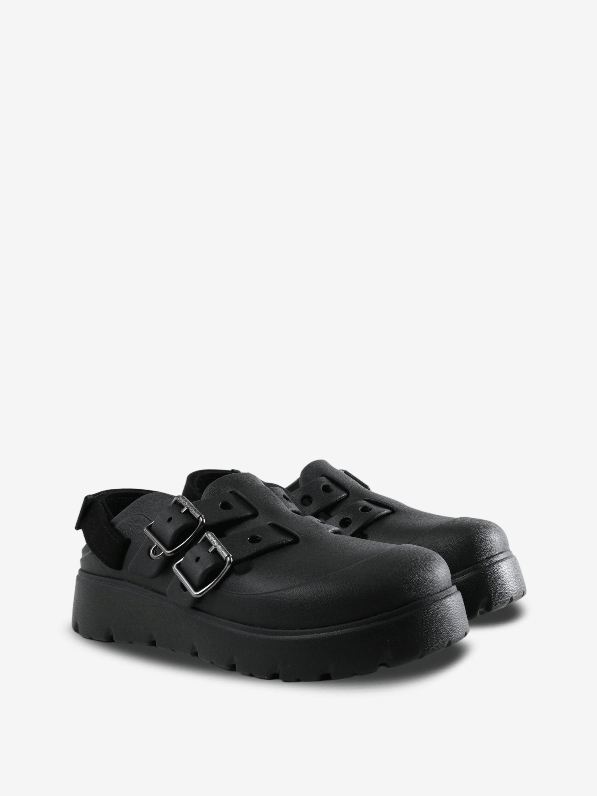 Black shoes, front view