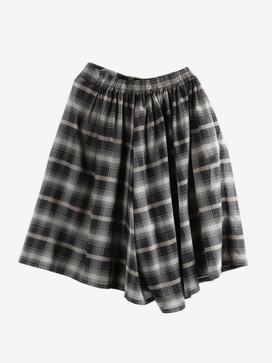 Black pant, front view