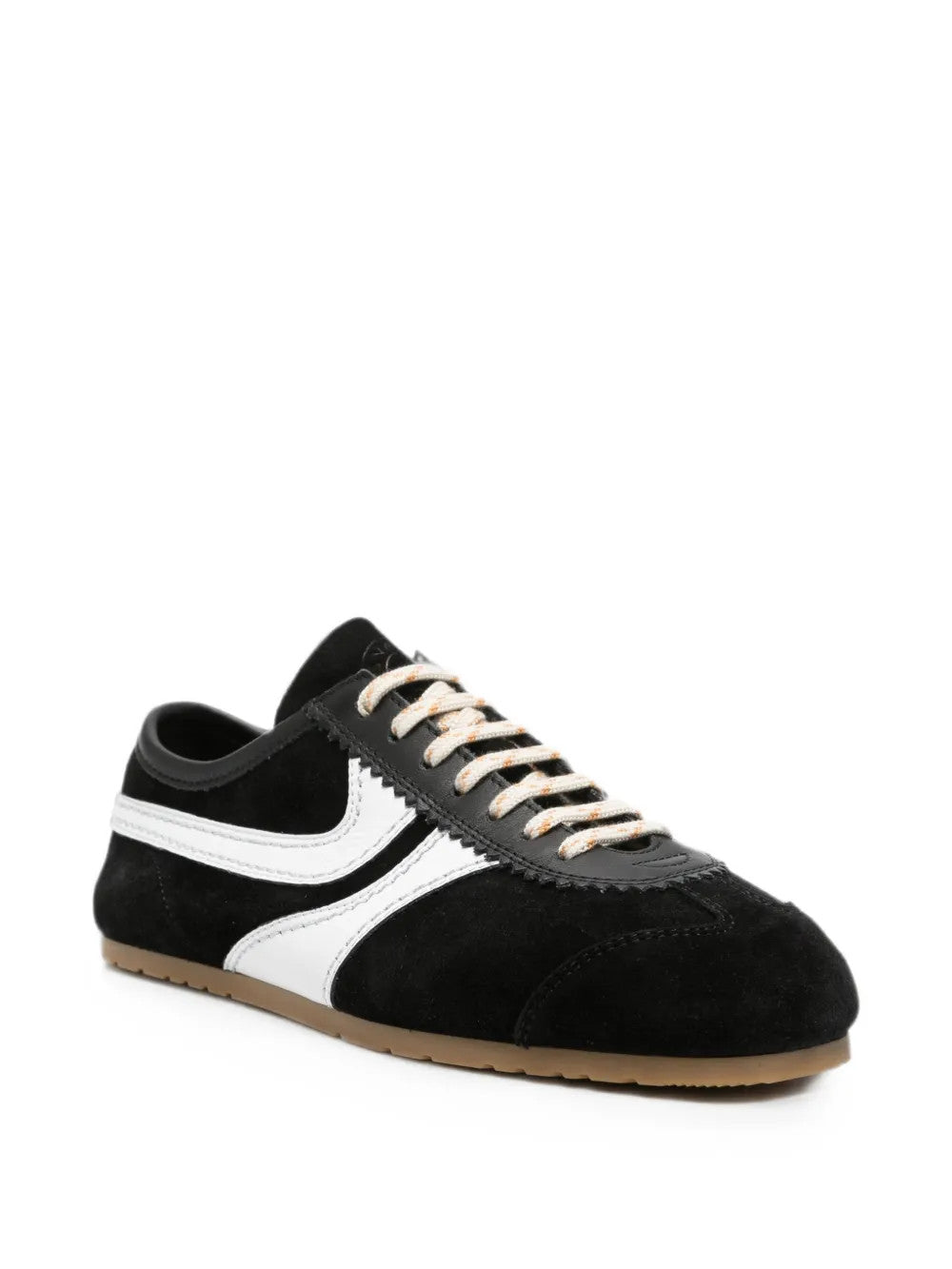 Black shoes, front view