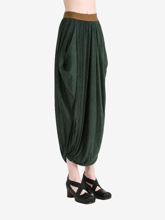 Green skirt, front view