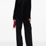 Black shirt, full body view