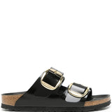 Black sandles,front view