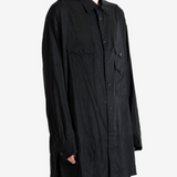 Black shirt, full body view