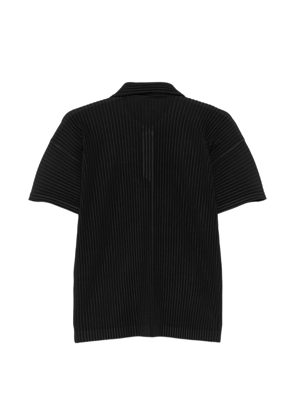 Black shirts, back view